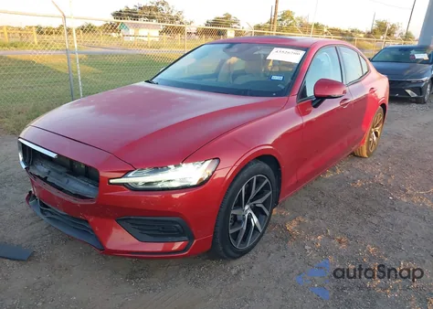 2020 Volvo S60 T5 Momentum z USA, uszkodzony, nr VIN 7JR102FKXLG048210